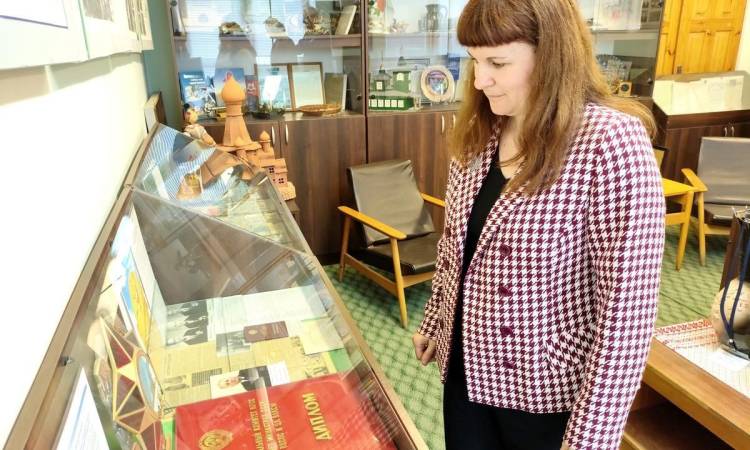 100 шагов к юбилею: сотрудники библиотеки побывали в Музее истории университета